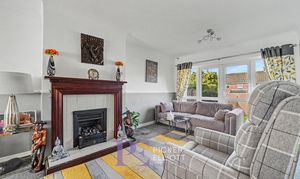 Milton Close, Hinckley, LE10 photo