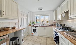 A photo of house to rent on Juno Close, Hinckley, LE10 from Picker Elliott Hinckley