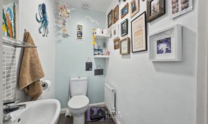 Willowbank Road, Hinckley, LE10 photo