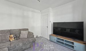 A photo of house for sale on Merevale Avenue, Hinckley, LE10 from Picker Elliott Hinckley