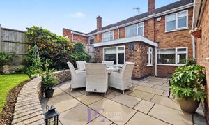 Almond Way, Earl Shilton, LE9 photo