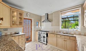 A photo of house for sale on Sapcote Road, Burbage, LE10 from Picker Elliott Hinckley