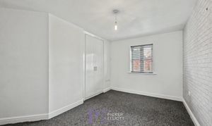 Pickering Place, Burbage, LE10 photo