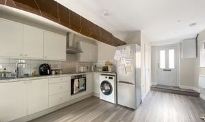 A photo of house to rent on Regent Court, Regent Street, LE10 from Picker Elliott Hinckley