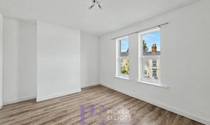 London Road, Hinckley, LE10 photo