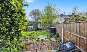 London Road, Hinckley, LE10 photo