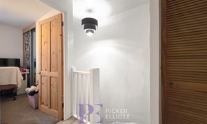 Glenbarr Drive, Hinckley, LE10 photo