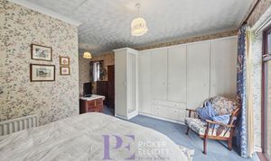 Denis Road, Burbage, LE10 photo