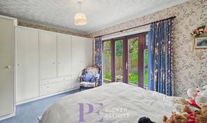 Denis Road, Burbage, LE10 photo