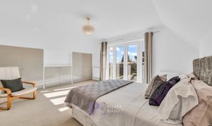 Bradgate Road, Hinckley, LE10 photo