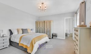 Bradgate Road, Hinckley, LE10 photo