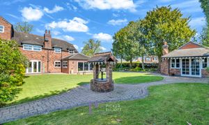 Sketchley Old Village, Burbage, LE10 photo