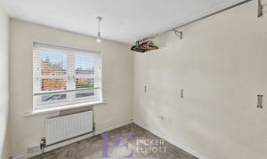 Lucas Way, Earl Shilton, LE9 photo