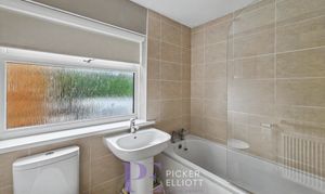 Lucas Way, Earl Shilton, LE9 photo