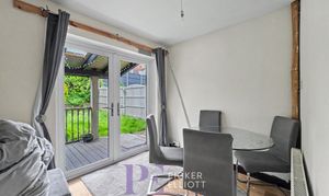 Lucas Way, Earl Shilton, LE9 photo