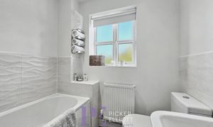 St. Marys Way, Elmesthorpe, LE9 photo