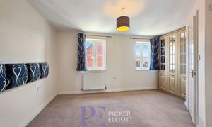 Overlord Drive, Hinckley, LE10 photo