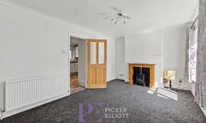 A photo of house for sale on Kirkman Close, Barlestone, CV13 from Picker Elliott Hinckley