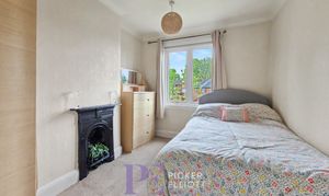 Merevale Avenue, Hinckley, LE10 photo