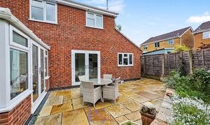 Frobisher Close, Hinckley, LE10 photo