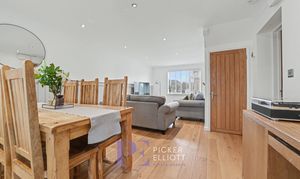 Severn Avenue, Hinckley, LE10 photo