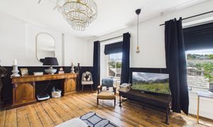 Living Room / Bedroom One