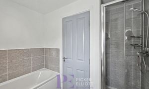 Gilliflower Way, Nuneaton, CV11 photo