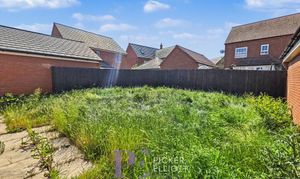 Gilliflower Way, Nuneaton, CV11 photo