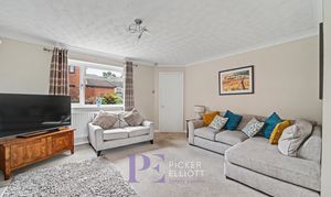 A photo of house for sale on Falconers Green, Burbage, LE10 from Picker Elliott Hinckley