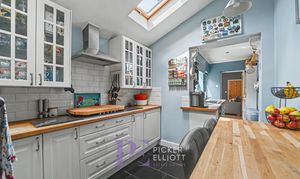 London Road, Hinckley, LE10 photo