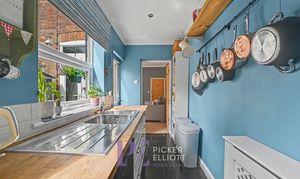 London Road, Hinckley, LE10 photo