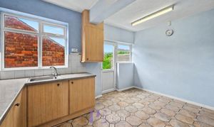 A photo of house for sale on Trinity Vicarage Road, Hinckley, LE10 from Picker Elliott Hinckley