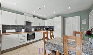 A photo of house for sale on Lockley Gardens, Sapcote, LE9 from Picker Elliott Hinckley