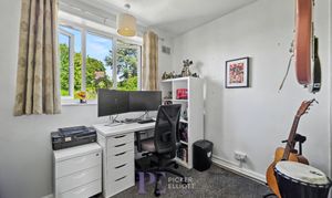 Linden Road, Hinckley, LE10 photo