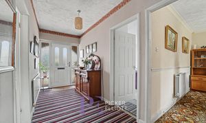 A photo of house for sale on Spa Drive, Sapcote, LE9 from Picker Elliott Hinckley