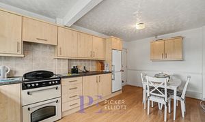 Doctors Fields, Earl Shilton, LE9 photo