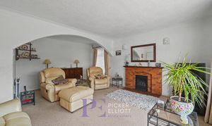 A photo of house for sale on Doctors Fields, Earl Shilton, LE9 from Picker Elliott Hinckley