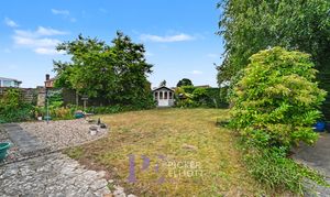 Doctors Fields, Earl Shilton, LE9 photo