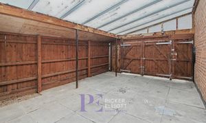 Kinross Way, Hinckley, LE10 photo