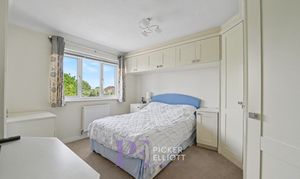 Falconers Green, Burbage, LE10 photo