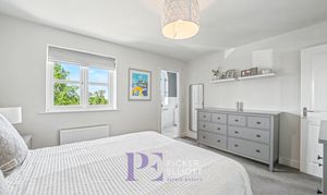 Ryelands Crescent, Stoke Golding, CV13 photo