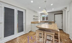 A photo of house for sale on York Road, Hinckley, LE10 from Picker Elliott Hinckley