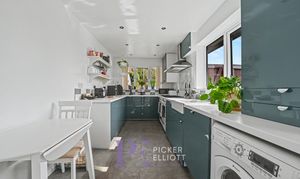 A photo of house for sale on Falconers Green, Burbage, LE10 from Picker Elliott Hinckley
