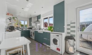 A photo of house for sale on Falconers Green, Burbage, LE10 from Picker Elliott Hinckley