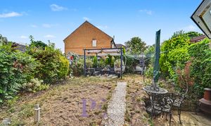 Turner Drive, Hinckley, LE10 photo