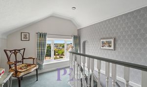 Leighton Crescent, Elmesthorpe, LE9 photo
