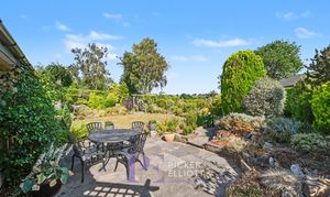 Leighton Crescent, Elmesthorpe, LE9 photo