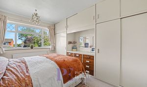 Roseway, Stoke Golding, CV13 photo