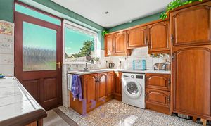 Roseway, Stoke Golding, CV13 photo