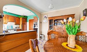 Roseway, Stoke Golding, CV13 photo